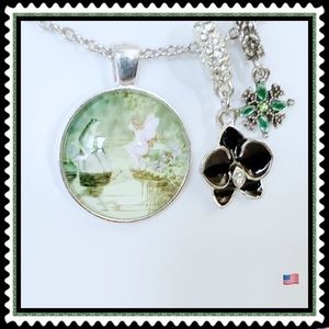 🆕✅ CABOCHON CHAIN NECKLACE WITH THREE CHARMS